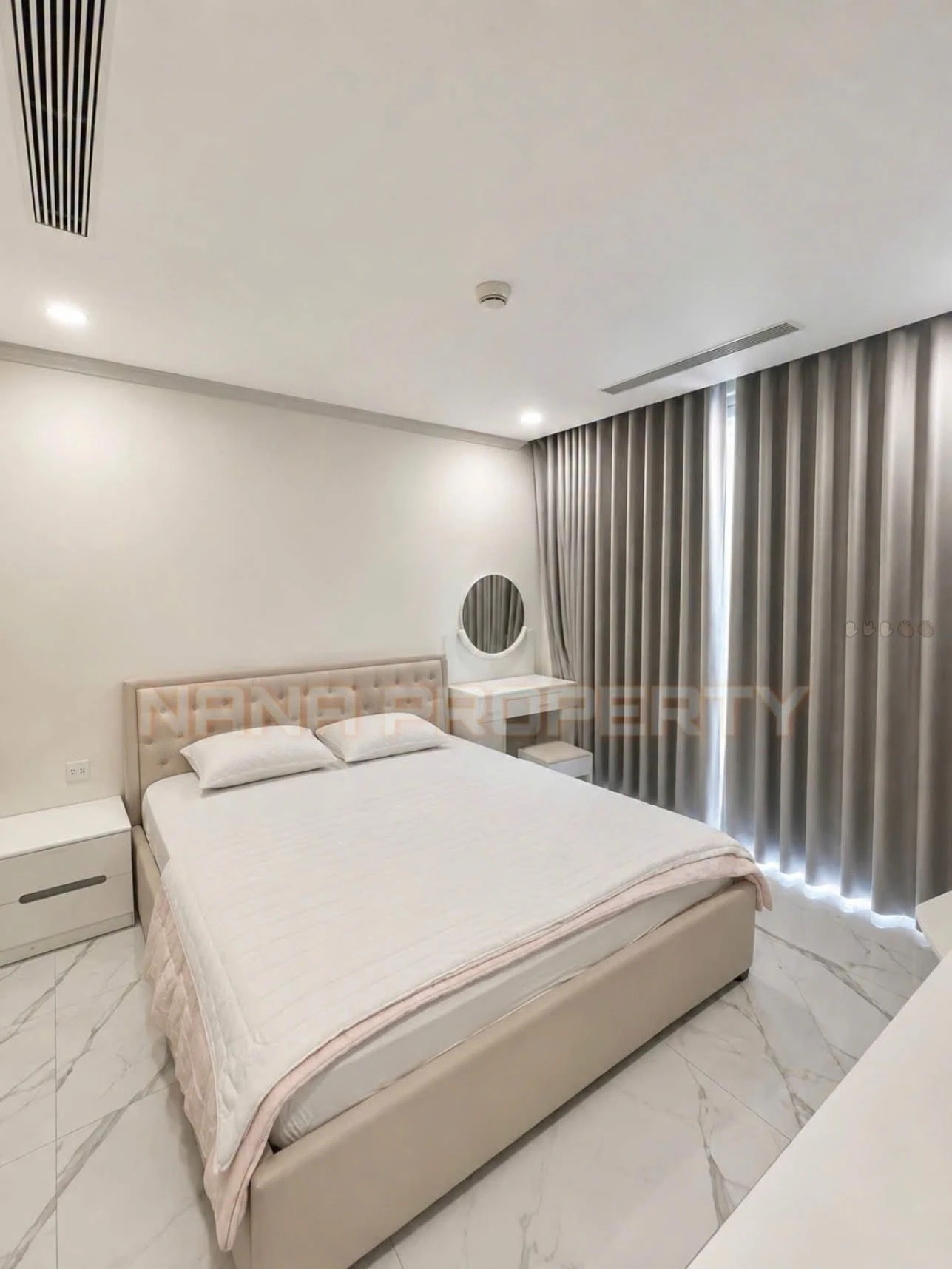 Bán căn hộ Sunshine Sky City 132m² 3PN + kho, giá 8,7 tỷ, Phú Thuận Quận 7 - Ảnh 1