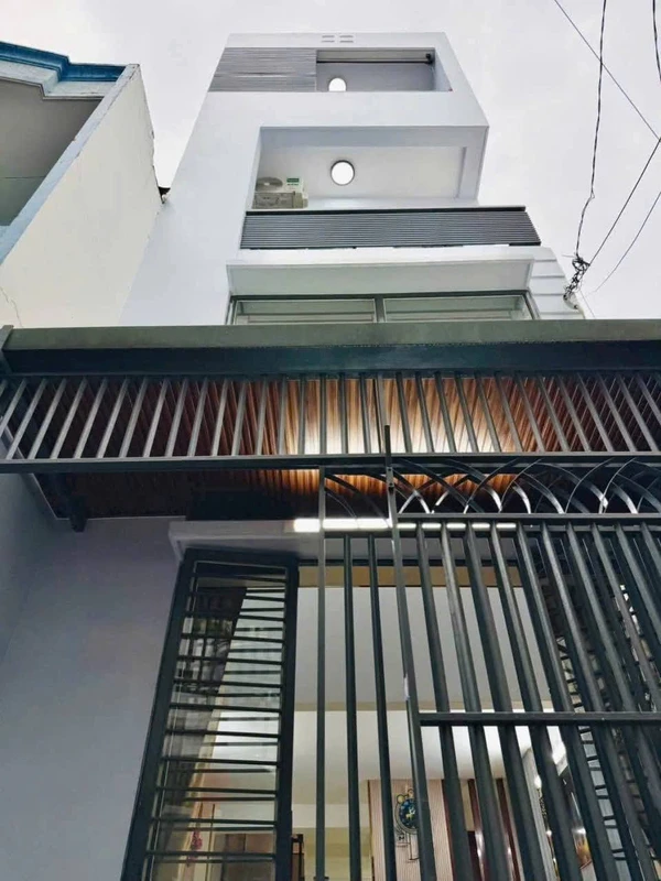 Bán nhà phố 3PN, 4WC, 33,25m² tại Gò Vấp, 4 tỷ