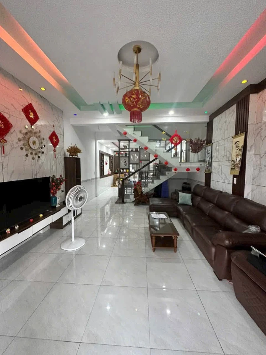 Bán nhà 1 trệt 2 lầu 97.5m² 4 tỷ 9 Đồng Nai - Ảnh thu nhỏ 2