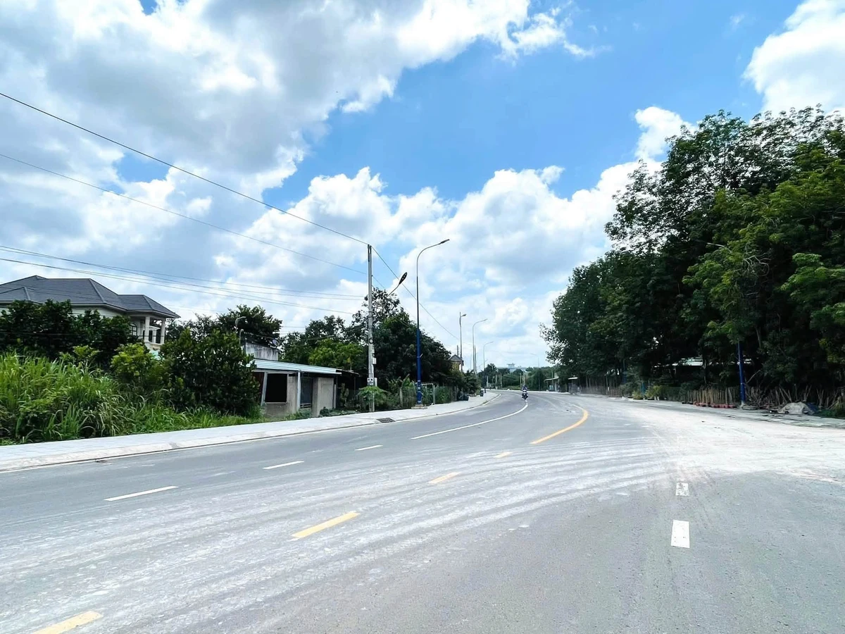 Bán đất 4000m2 mặt tiền Lê Duẩn, Chơn Thành 6.6 tỷ - Ảnh thu nhỏ 4