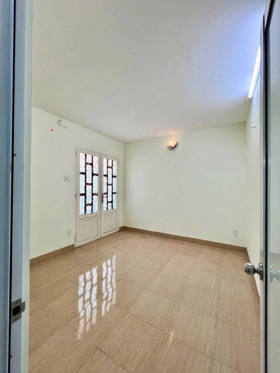 Bán nhà phố Tôn Thất Thuyết Q.4, 3PN, 80m2, 4 tỷ - Ảnh thu nhỏ 5