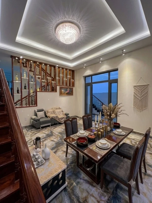 Bán villa 5 phòng ngủ 191m² Hùng Vương Đà Lạt 9,5 tỷ