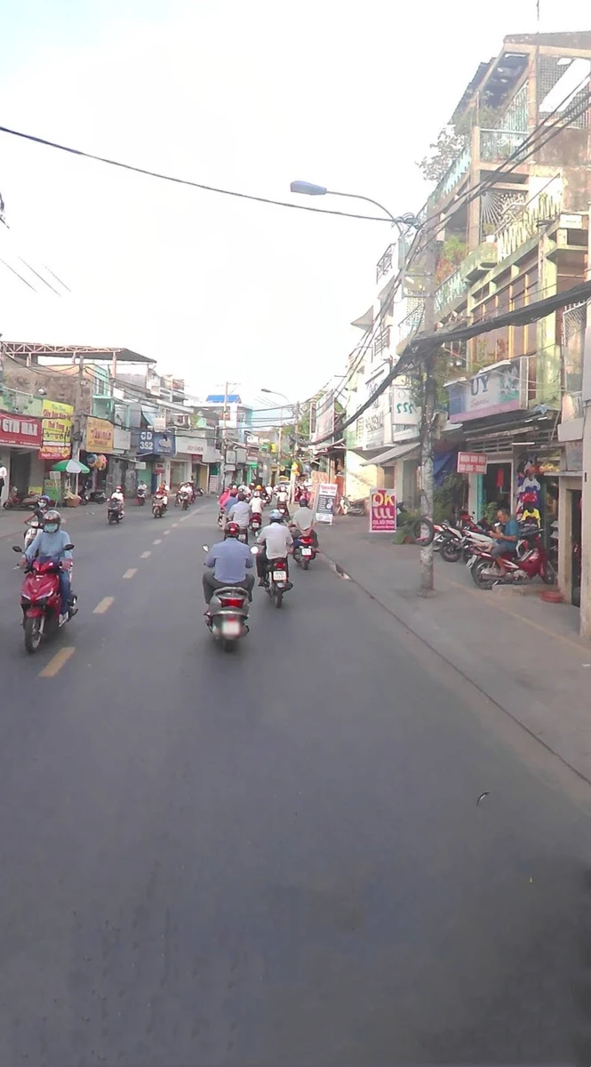 Bán nhà mặt tiền Nguyễn Văn Nghi 99m2, 8PN, 1 trệt 2 lầu, Phường 7, Gò Vấp, giá 17,25 tỷ - Ảnh thu nhỏ 3