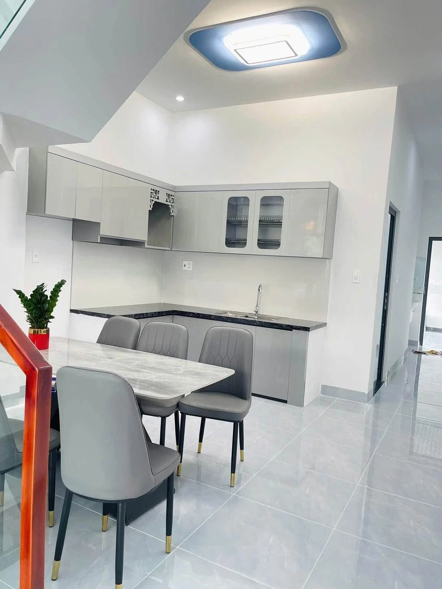 Bán nhà 2 tầng 97,8m² gần chợ Thu Lộ Quận 5 - Ảnh thu nhỏ 3