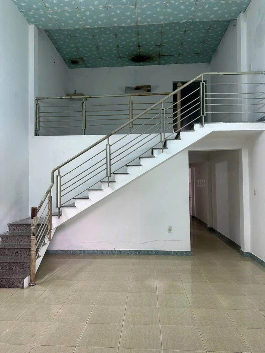 Bán nhà gác lửng 4PN 90m² gần biển Đà Nẵng 6,45 tỷ - Ảnh 1