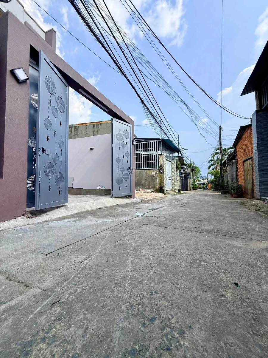 Bán nhà tổ chư 3 phòng ngủ 100m² Trảng Dài 3 tỷ 890 triệu - Ảnh thu nhỏ 2