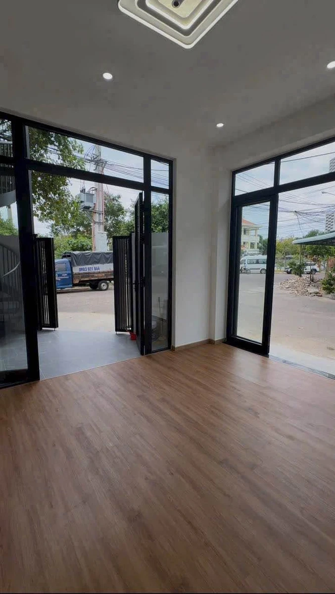 Bán nhà góc 2 mặt tiền 40m2 Quy Nhơn 4.9 tỷ - Ảnh thu nhỏ 2