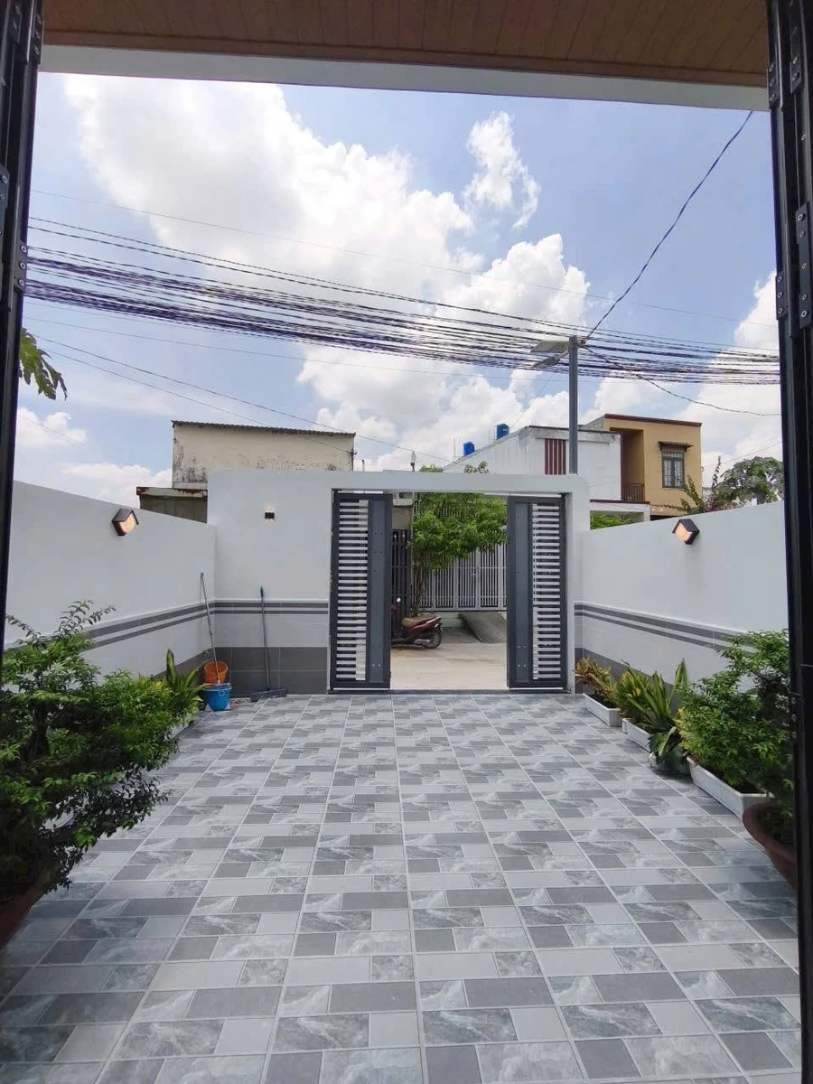 Bán nhà lầu 4PN 2WC 90m² Mỹ Hạnh Bắc Long An 2.38 tỷ - Ảnh thu nhỏ 2