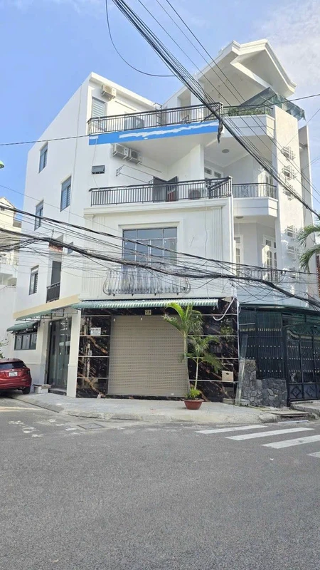 Bán nhà 2 mặt tiền góc Nha Trang 48,7m² 4 tầng 11 tỷ