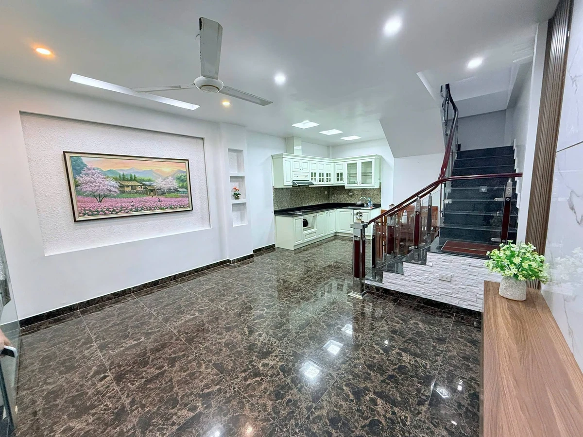 Bán nhà 3 tầng Hùng Dương Vương 40m² hơn 2 tỷ Quận 7 - Ảnh thu nhỏ 5