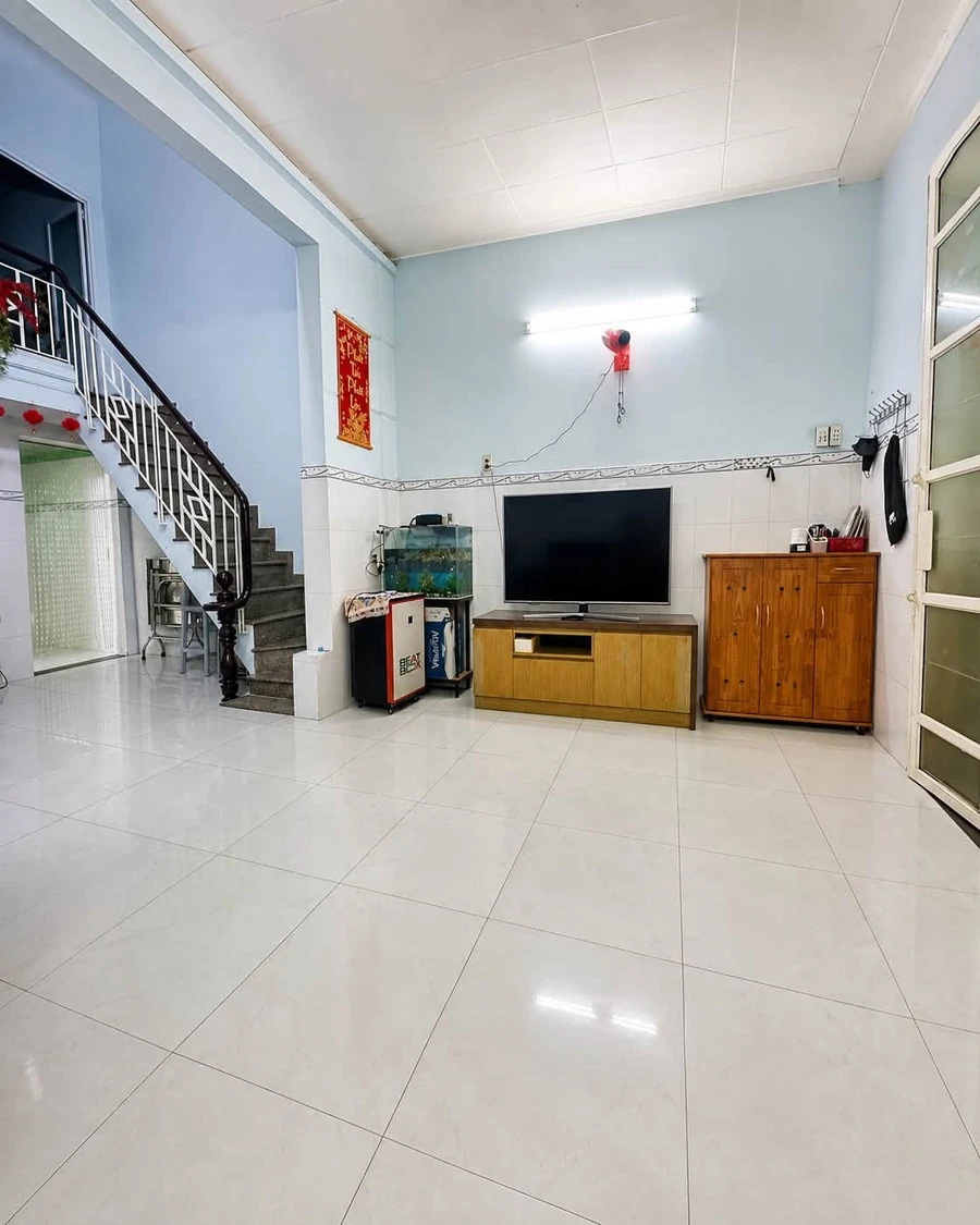 Bán nhà 2 tầng 110m2 hẻm ô tô gần chợ Hiệp Bình, Thủ Đức, giá nhỉnh 6 tỷ - Ảnh thu nhỏ 4