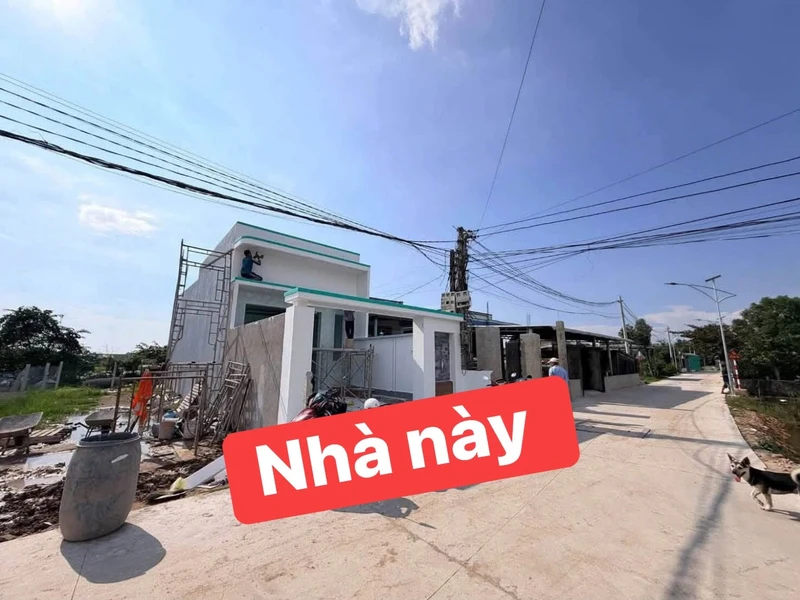 Bán nhà thổ cư 5x22m sổ hồng riêng tại xã Mỹ Hạnh, Tây Ninh giá 1,75 tỷ