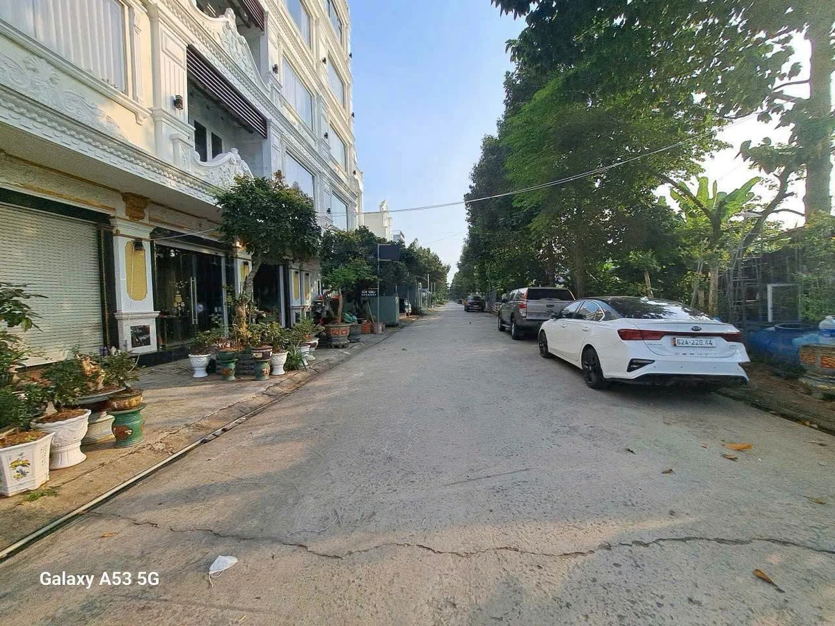 Bán đất KDC 135 Bến Lức Tây Ninh 120m² 3,2 tỷ - Ảnh thu nhỏ 2