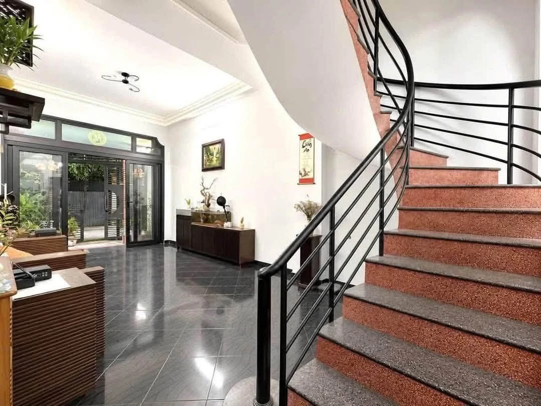 Bán nhà 3 tầng BTCT 65m² 5 phòng ngủ đường Lê Văn Sỹ, Quận 3 - Ảnh thu nhỏ 4