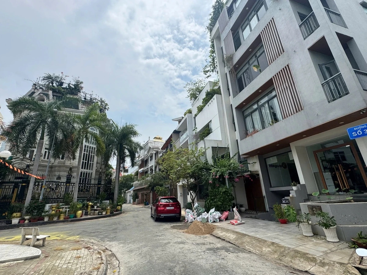 Bán đất Biệt thự Trần Não Q2 200m2, 130tr/m2 - Ảnh thu nhỏ 2