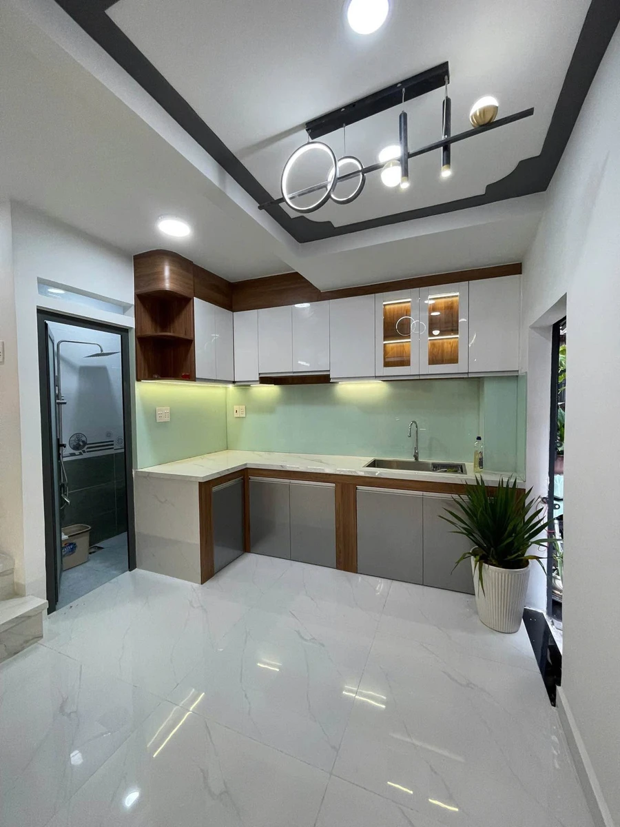 Bán nhà Tân Phú 30m² trệt + 2 lầu 4 tỷ - Ảnh thu nhỏ 5