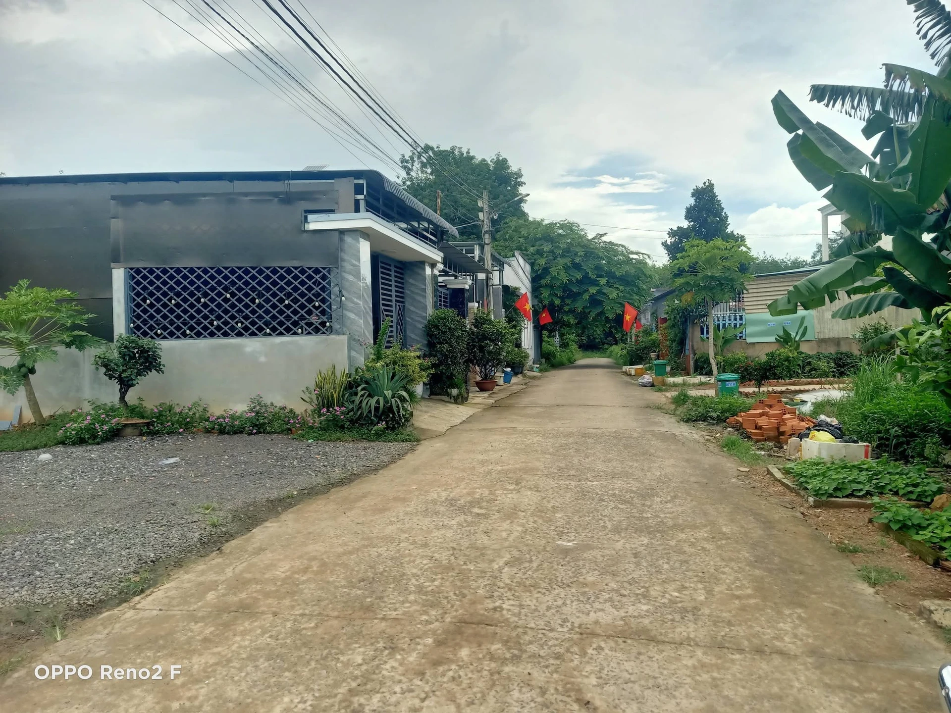 Bán lô đất Bê Tông thứ Hai 200m² Tân Xuân 790 triệu - Ảnh 1