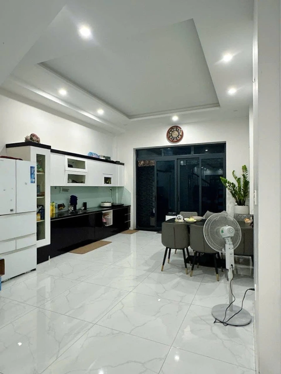 Bán nhà mặt đường Quán Nam 90m2 4 tầng giá 9,2 tỷ - Ảnh thu nhỏ 3