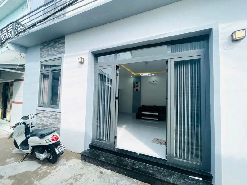 Bán nhà 1 trệt 1 lầu 84m2 Nguyễn Thị Định Rạch Giá, 1 tỷ 180 triệu