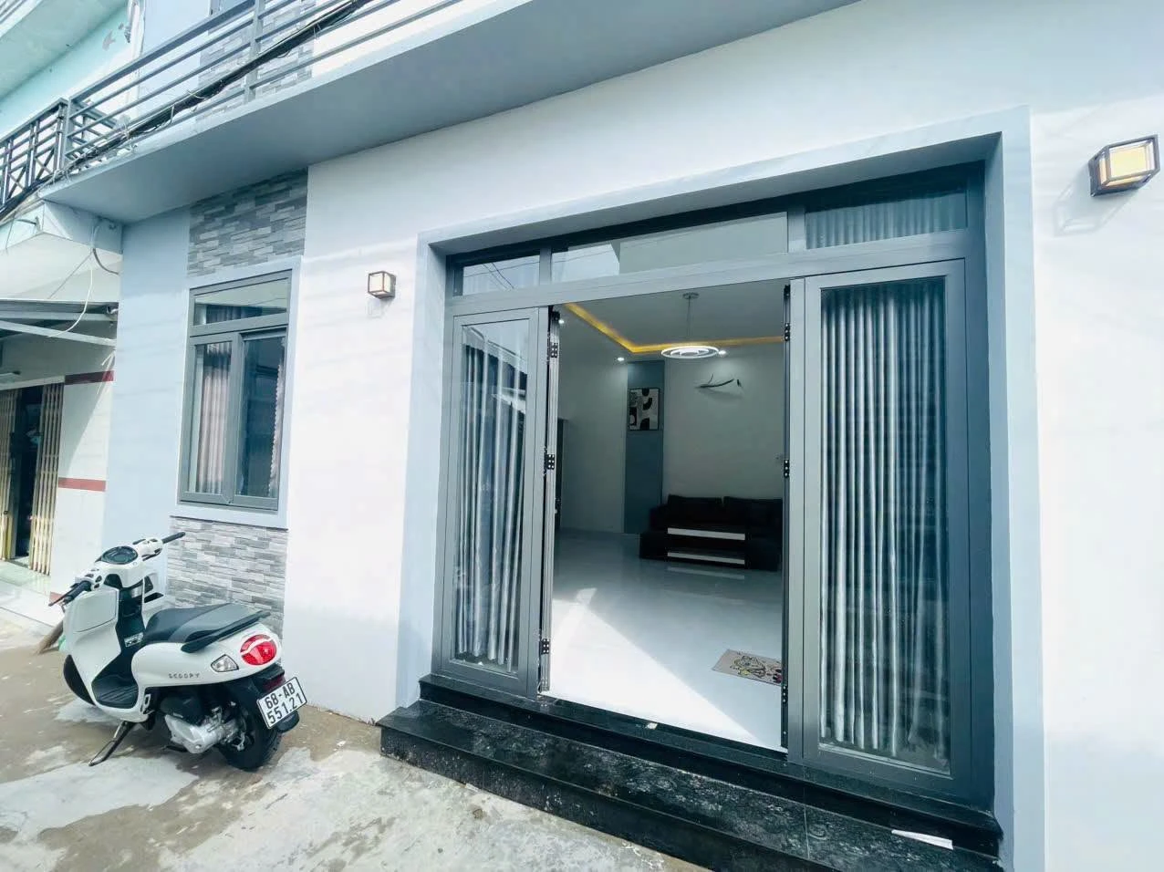 Bán nhà 1 trệt 1 lầu 84m2 Nguyễn Thị Định Rạch Giá, 1 tỷ 180 triệu - Ảnh 1