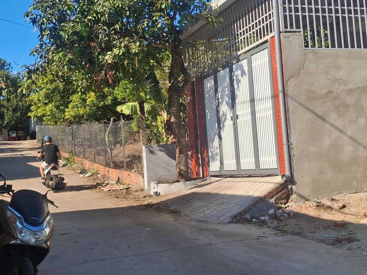 Bán đất thổ cư 5x30 hẻm 47 Tạ Quang Bửu, Quận 8, giá 980 triệu - Ảnh thu nhỏ 3