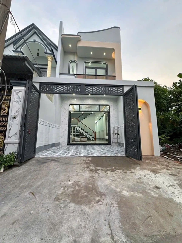 Nhà mặt tiền kinh doanh Tân Kim 108,6m² 4 phòng ngủ 3,5 tỷ