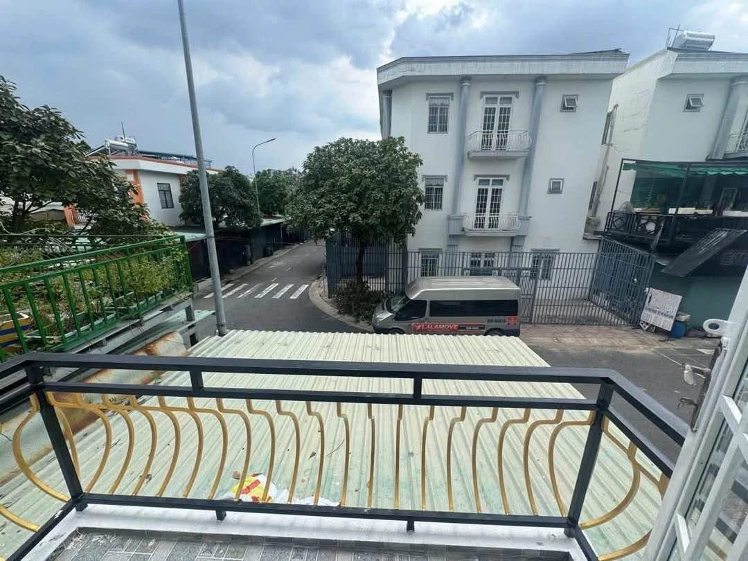 Bán nhà trệt lầu 75m2 Thuận Giao 3.6 tỷ - Ảnh thu nhỏ 4