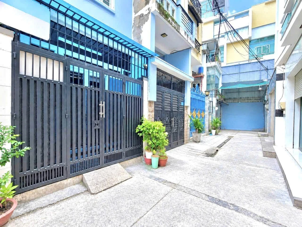 Bán nhà hẻm xe hơi Dương Quảng Hàm, Gò Vấp, 38m², 3 tầng, 4PN, 6,58 tỷ - Ảnh thu nhỏ 3