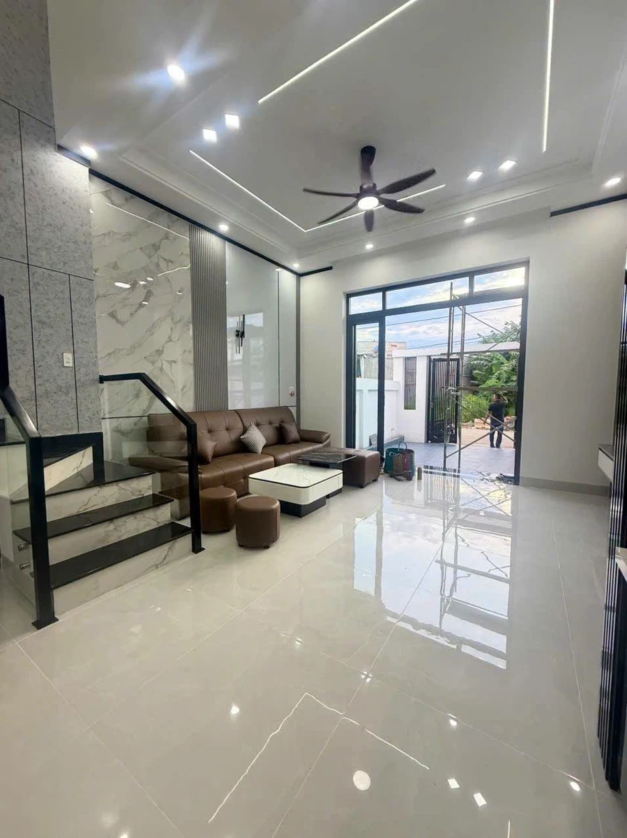 Bán nhà mới 5x23m, sổ riêng thổ cư, nội thất full tại Bàu Trâm, Phường Long Khánh, Đồng Nai - Ảnh thu nhỏ 4