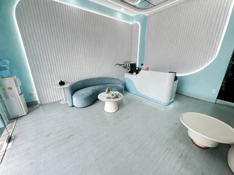 Bán nhà 1 trệt 2 lầu 100m2 Võ Văn Kiệt Phú Thủy