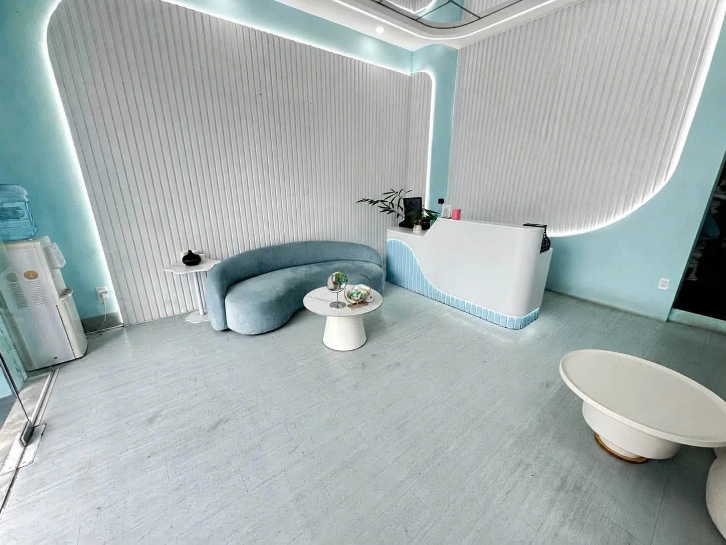 Bán nhà 1 trệt 2 lầu 100m2 Võ Văn Kiệt Phú Thủy - Ảnh 1