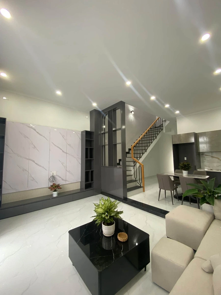 Bán nhà 1 trệt 1 lầu 100m2, 3PN, sân ô tô, sổ riêng tại Changshin Tân Triều, Đồng Nai - Ảnh thu nhỏ 5