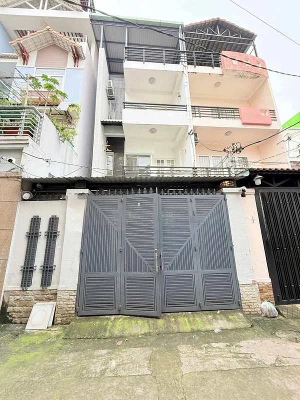 Bán nhà hẻm 5x13m 4 tầng Tân Sơn Nhì giá 7,5 tỷ 869tr