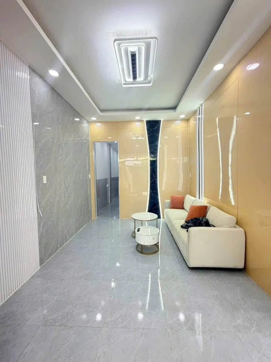 Bán nhà hẻm 3.3x17m 2 phòng ngủ sổ hồng riêng giá 2,85 tỷ Thới Tam Thôn, Hóc Môn - Ảnh thu nhỏ 2