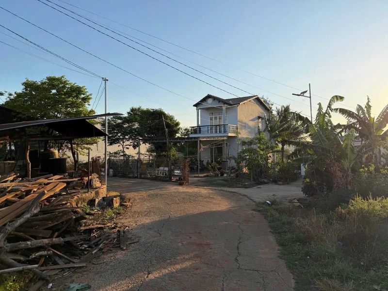 Bán đất 243m² Cư Êbur, Buôn Ma Thuột, 2 tỷ 350 triệu