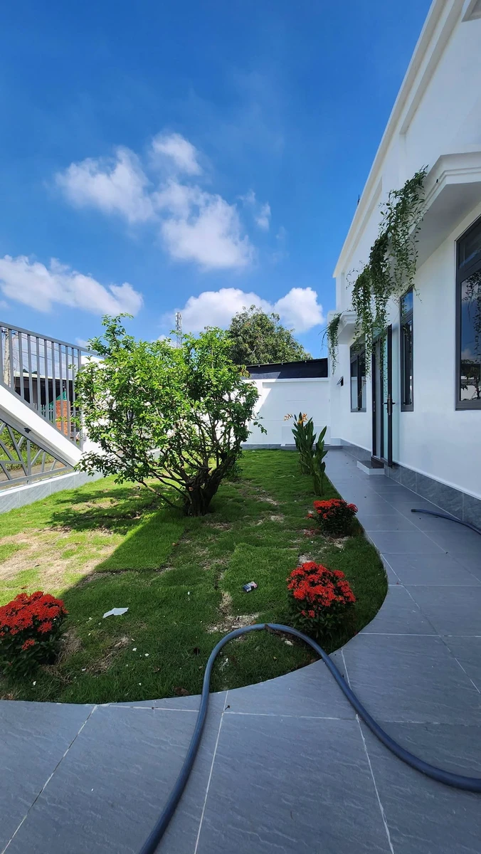 Bán nhà sân vườn 225m² 3 phòng ngủ Tây Ninh - Ảnh thu nhỏ 5