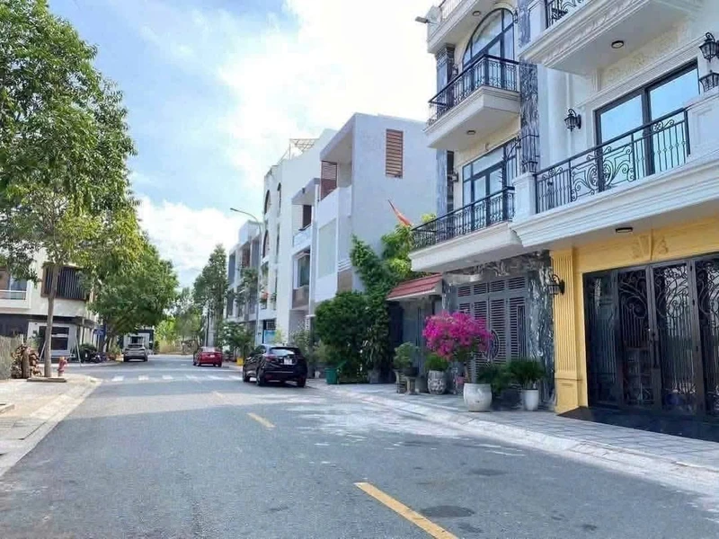 Bán lô đất góc mặt tiền Hà Đức Trọng 87m2, Long Toàn, TP Bà Rịa, giá 3,3 tỷ