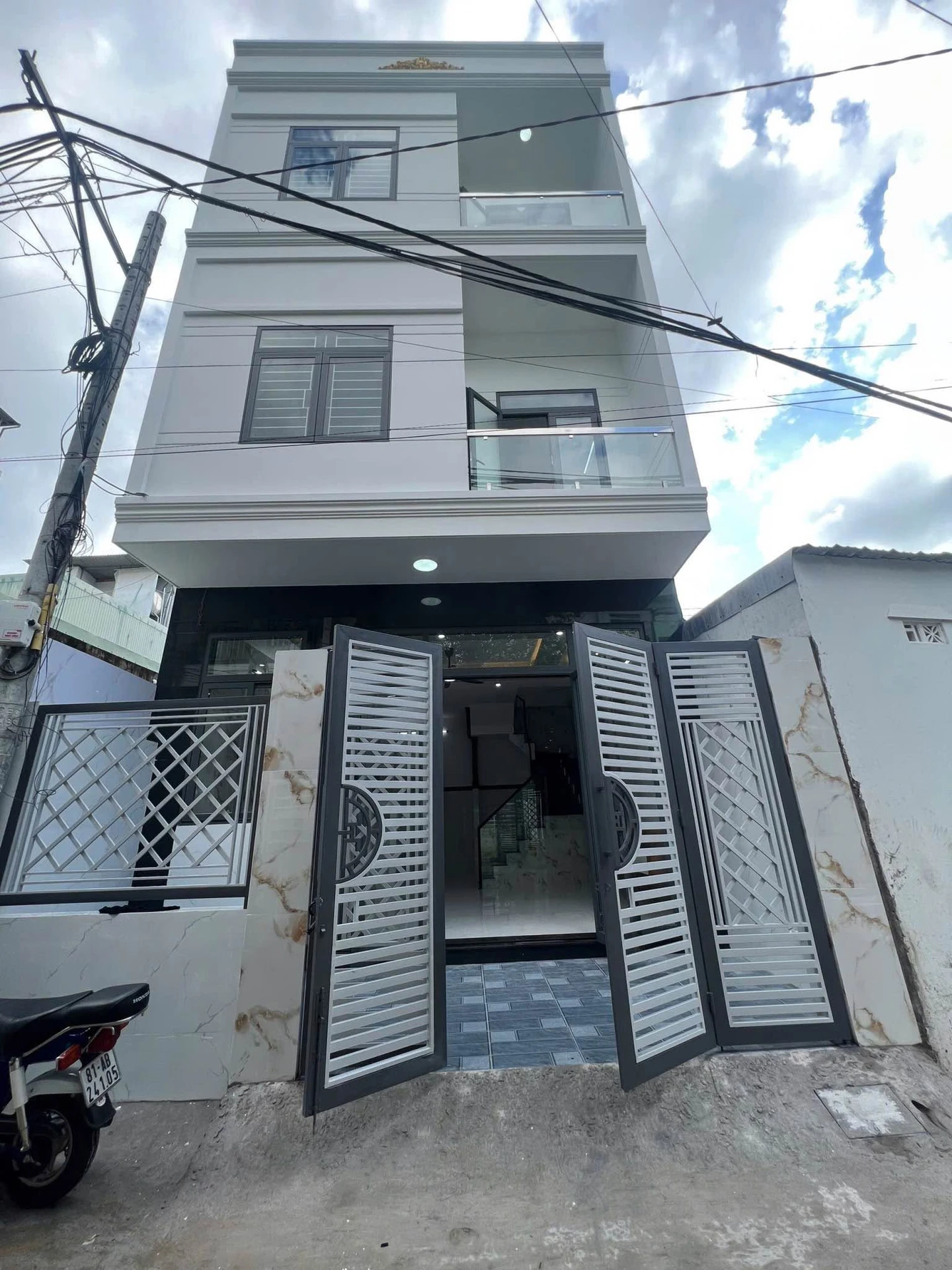Bán nhà 3 tầng 51m² Hoàng Văn Thụ Quy Nhơn 3 tỷ 790 triệu - Ảnh 1