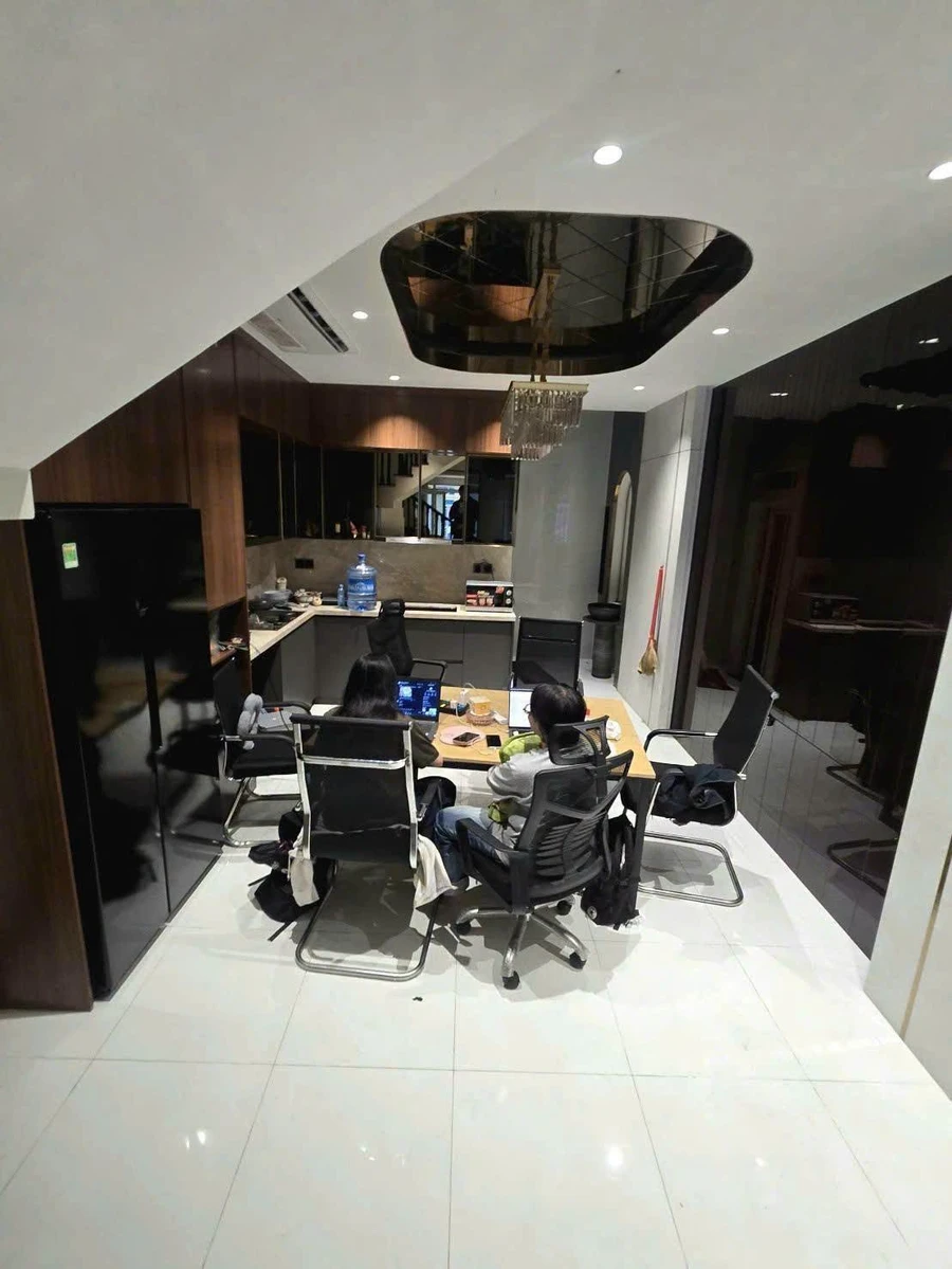 Bán nhà 5 tầng hẻm xe hơi 60m2 Phan Chu Trinh, Bình Thạnh, đang cho thuê 35 triệu/tháng - Ảnh thu nhỏ 4