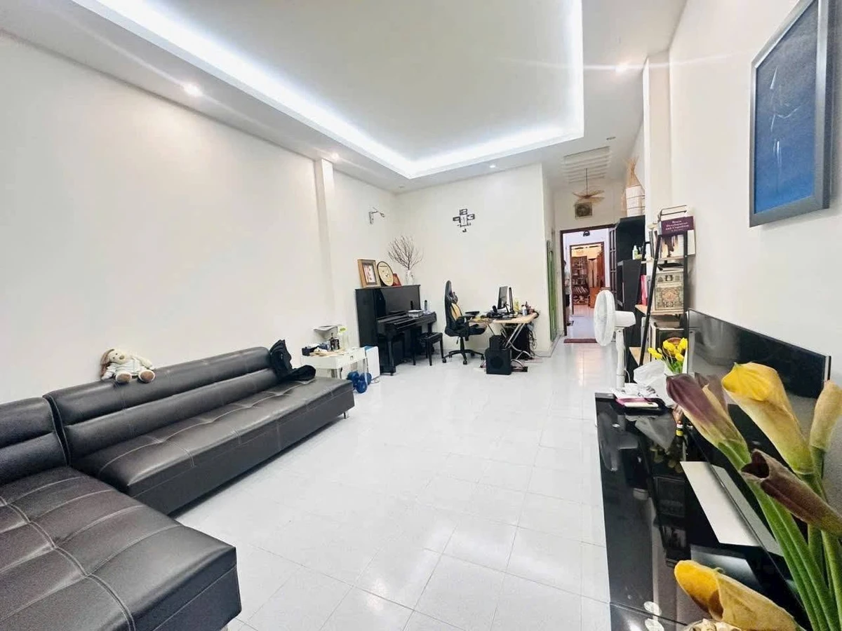 Bán nhà hẻm Lý Thường Kiệt 64m2 4 tầng 4PN, Quận 7 - 19 tỷ - Ảnh thu nhỏ 2