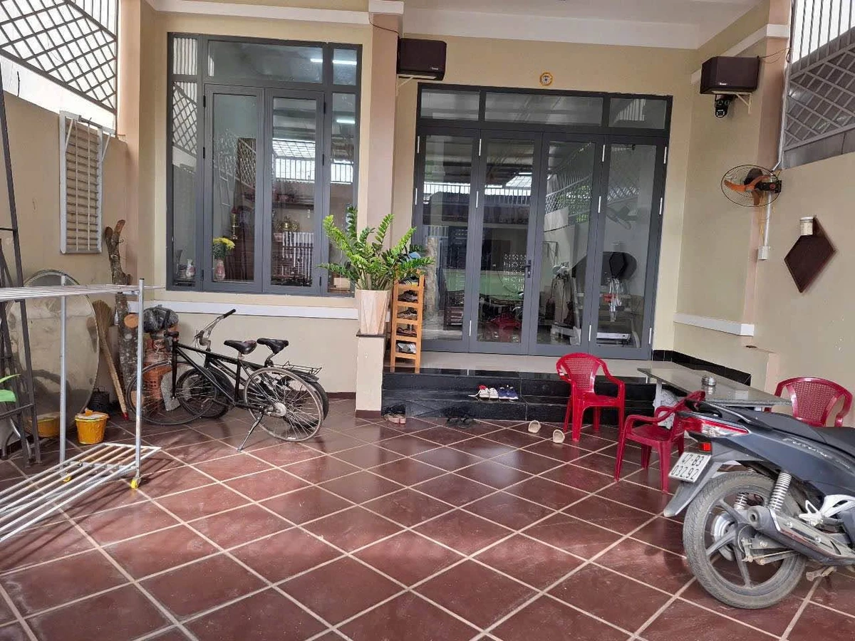 Bán nhà 3 tầng 6,3x32,2m hẻm Nguyễn Văn Cừ Q12 – 5,7 tỷ - Ảnh thu nhỏ 3