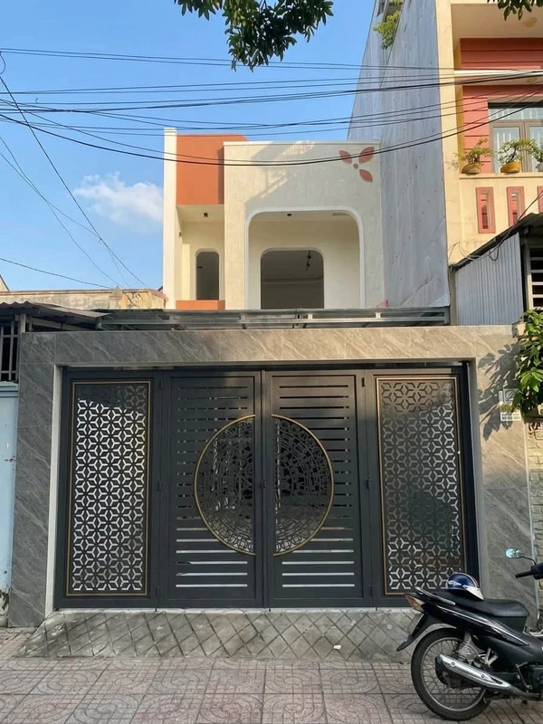 Bán nhà mặt tiền 3PN Quang Trung, Bình Tân 120m² 2 tỷ