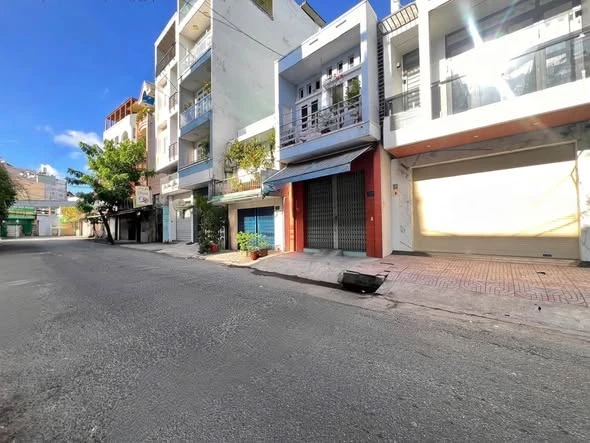 Bán nhà mặt tiền 90m², Nguyễn Huỳnh, 11 tỷ - Ảnh thu nhỏ 2