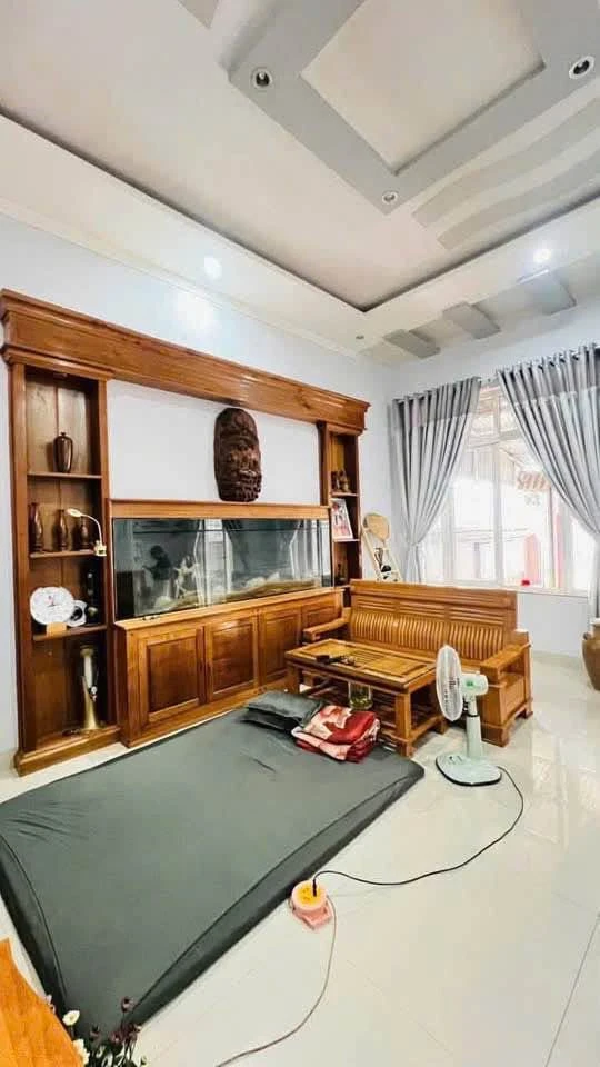 Nhà mái thái 3 ngủ hẻm Trịnh Văn Cấn 5,6 tỷ - Ảnh 1