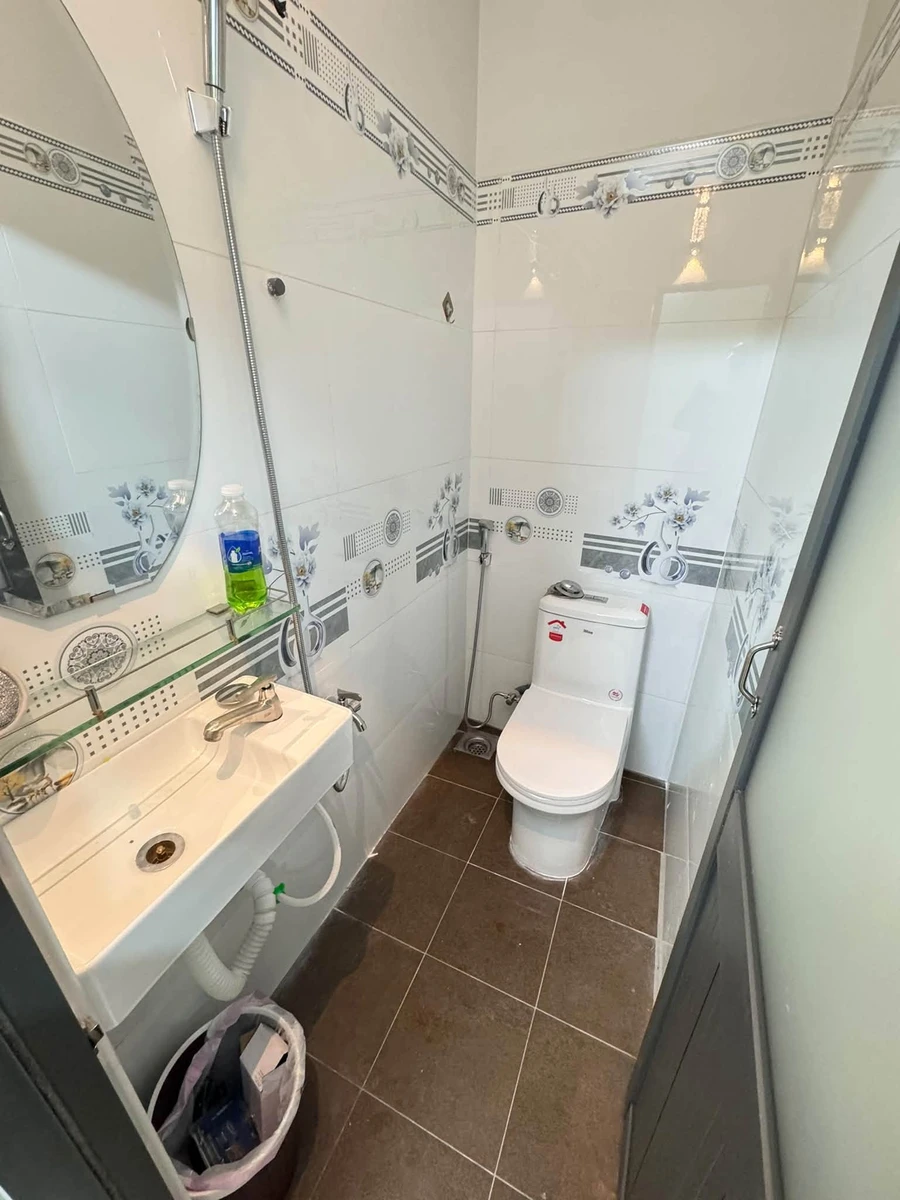 Bán nhà Bình Đông Q8, 2PN 2WC, 13.5m², 2 tỷ 230 - Ảnh thu nhỏ 4