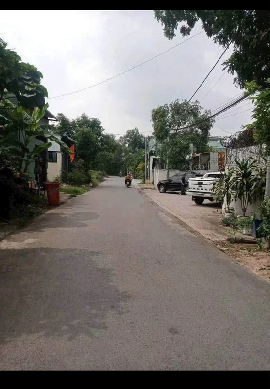 Bán đất 5x20 100m2 mặt tiền đường nhựa 8m Thái Hòa, Tân Uyên, Bình Dương giá 1,999 tỷ