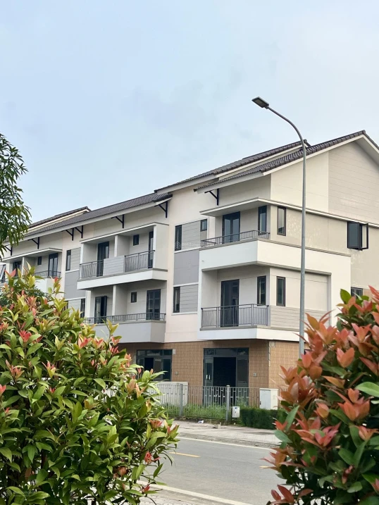 Shopvilla căn góc hiếm hàng bậc nhất Centa Riverside - Ảnh 1