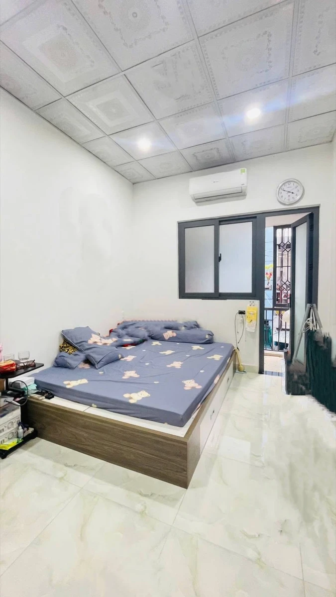 Bán nhà phố 2 tầng 33m² Võ Văn Kiệt, Quận 1, hơn 4 tỷ - Ảnh thu nhỏ 2