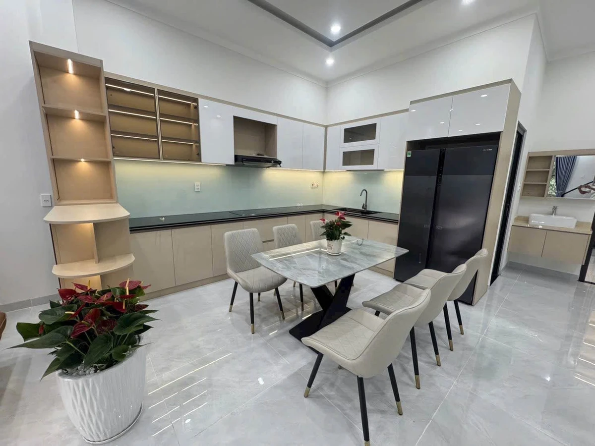 Bán nhà 2 tầng 105m² Nguyễn Trường Tộ 2,95 tỷ - Ảnh thu nhỏ 4