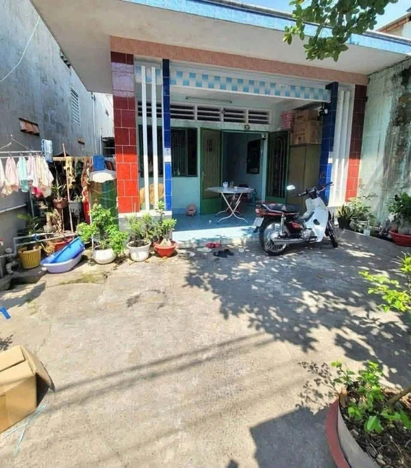 Bán nhà cấp 4 sân rộng 114m² Dĩ An 3 tỷ 650